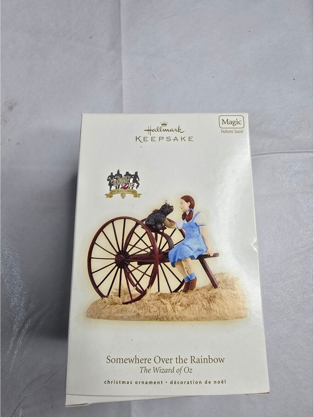 2009 Hallmark Wizard of Oz Somewhere Over the Rainbow Ornament NIB